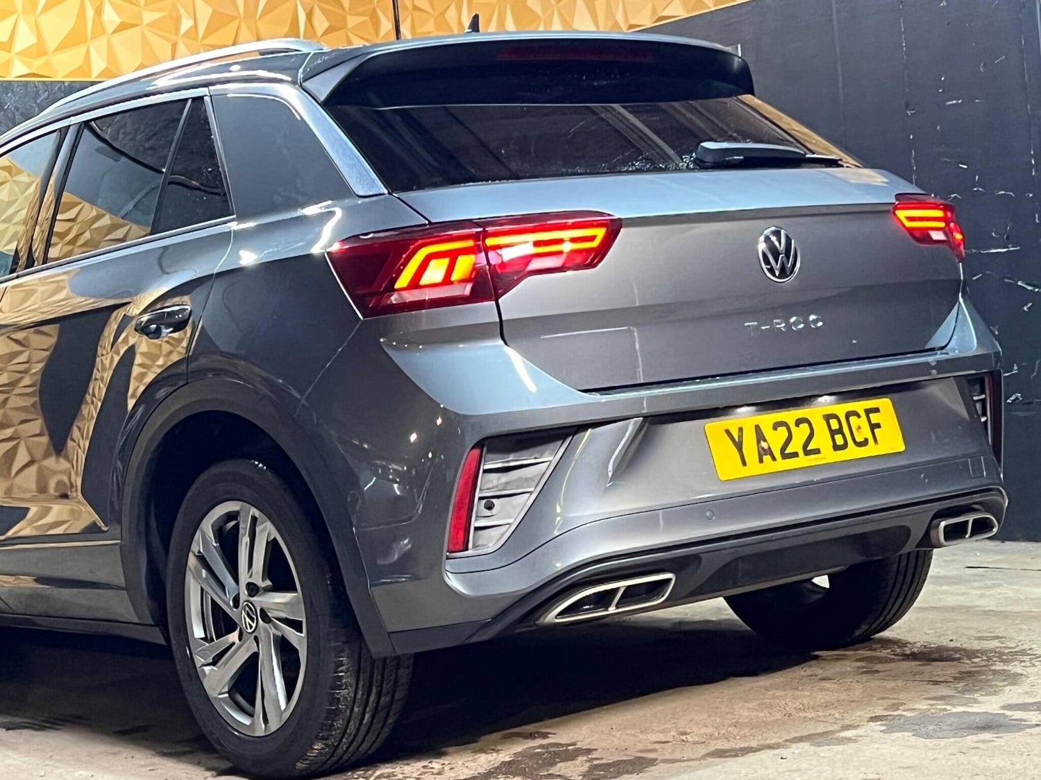 Volkswagen T-Roc 2022 - Cars in Halifax