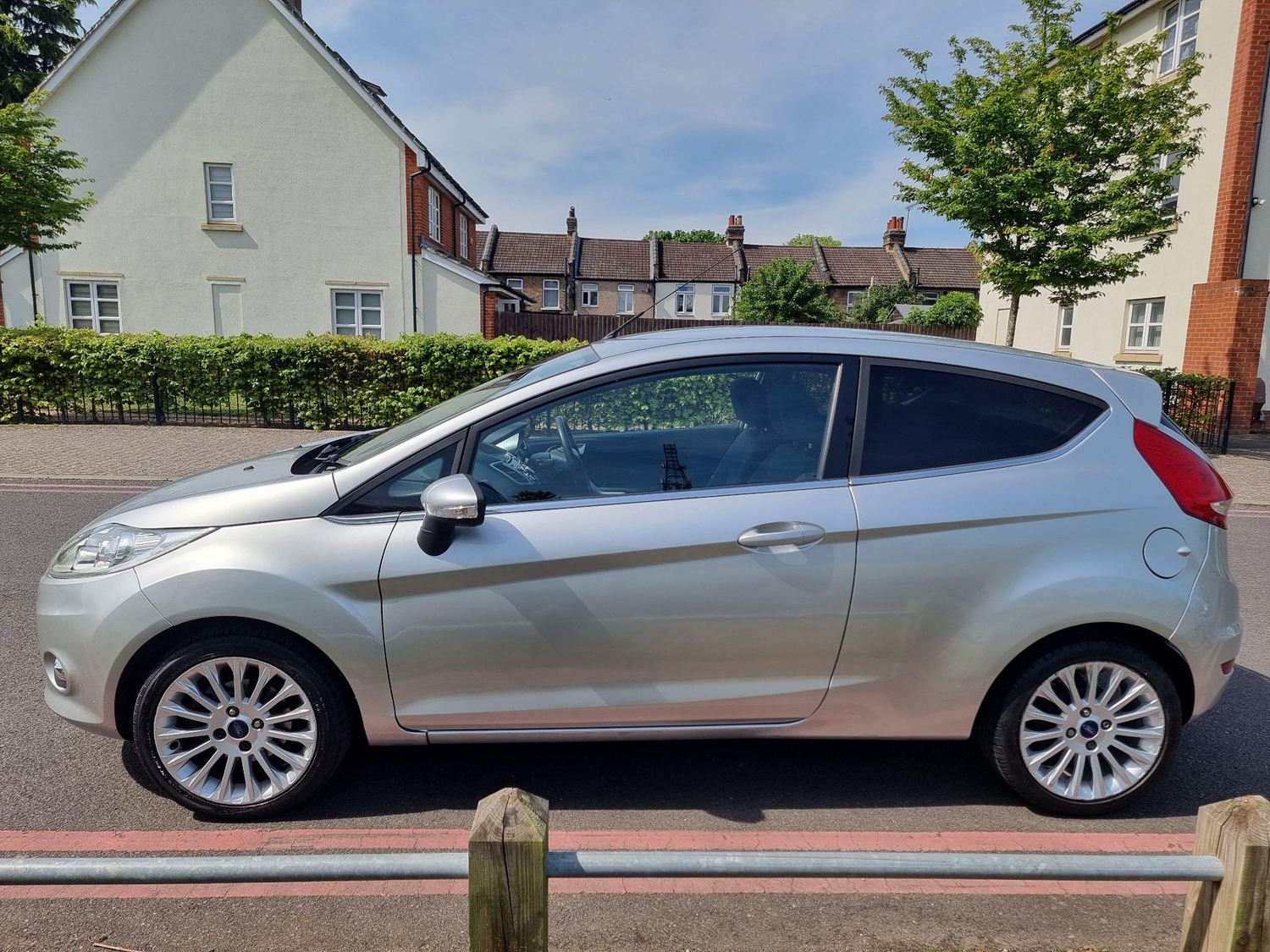 Ford Fiesta 2012 - Cars