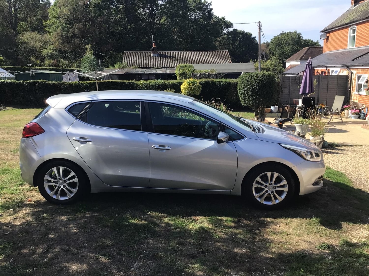 Kia Ceed 2012 - Cars in Farnham