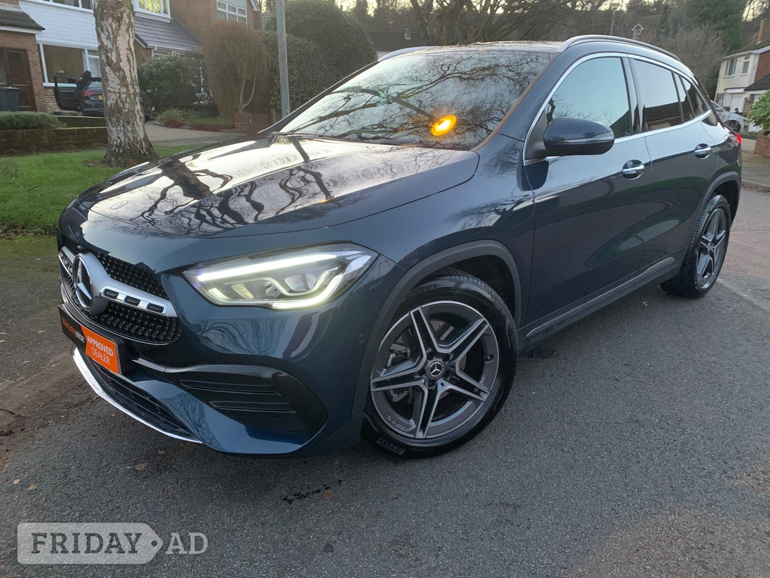 [ berth ]Mercedes-Benz GLA Class