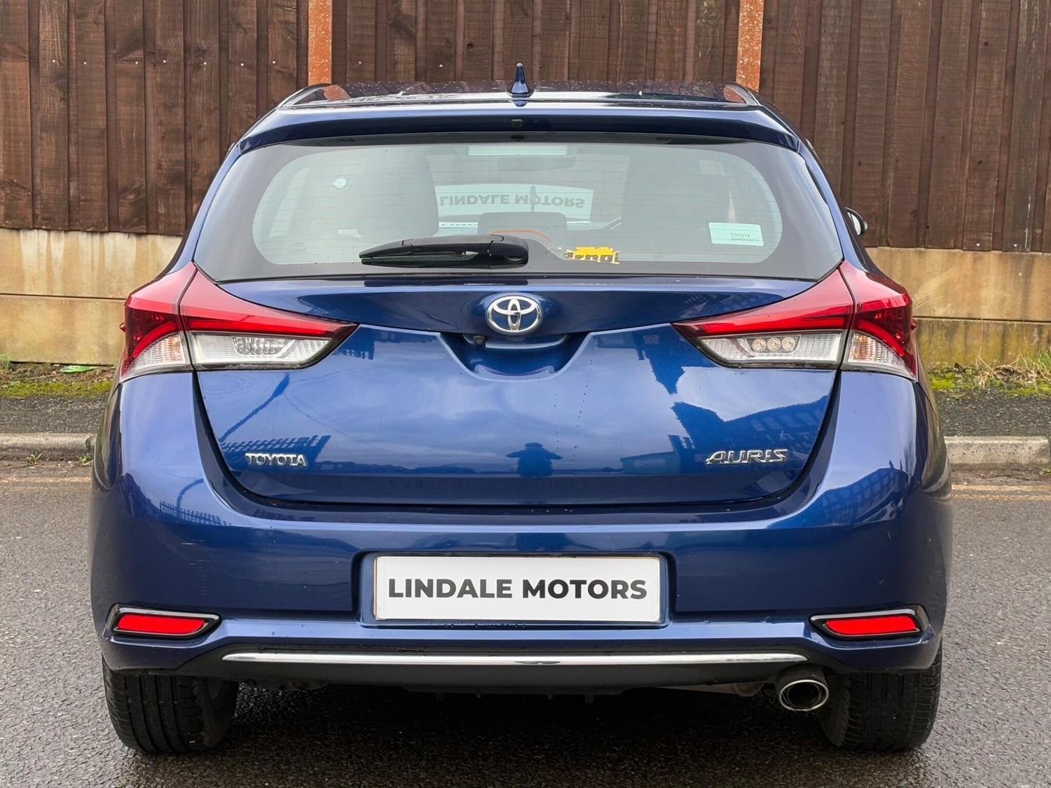 [ berth ]Toyota Auris
