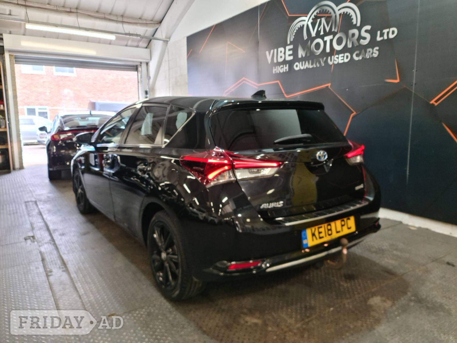 Toyota Auris 2018 - Cars in Harrow