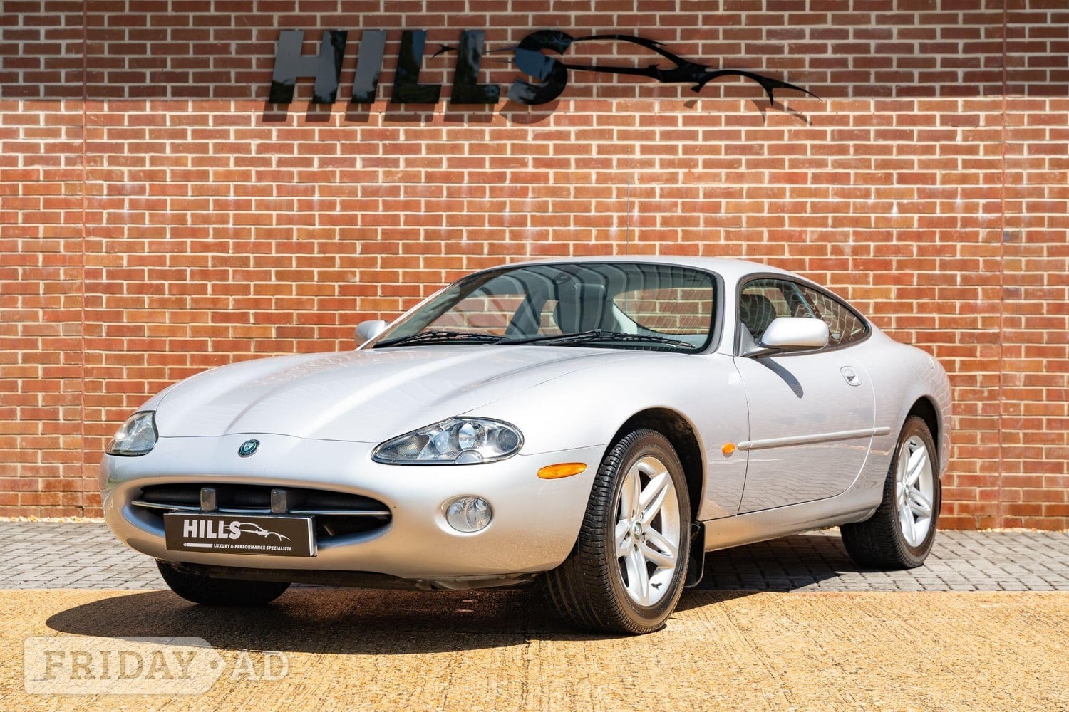 [ berth ]Jaguar XK8
