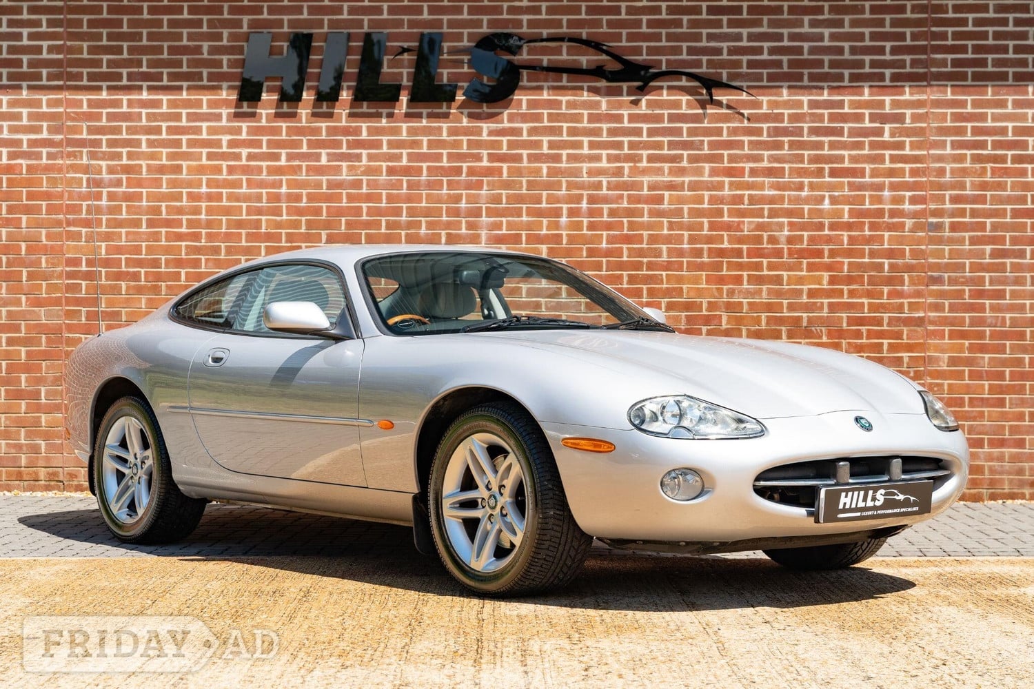 Jaguar XK8 2003 in Lymington