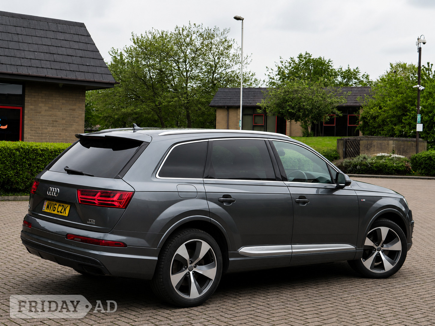 [ berth ]Audi Q7