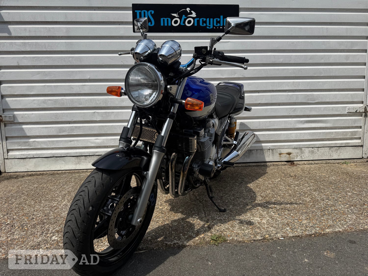 [ berth ]Yamaha XJR