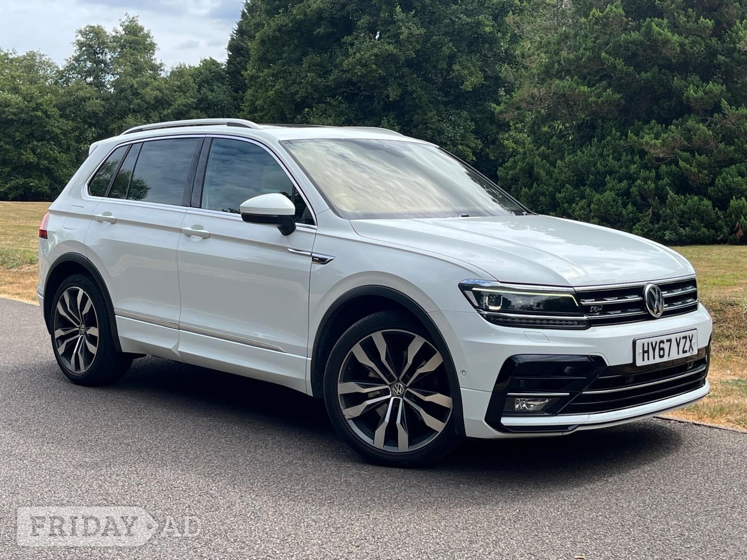 Volkswagen Tiguan 2017 - Cars in Chertsey