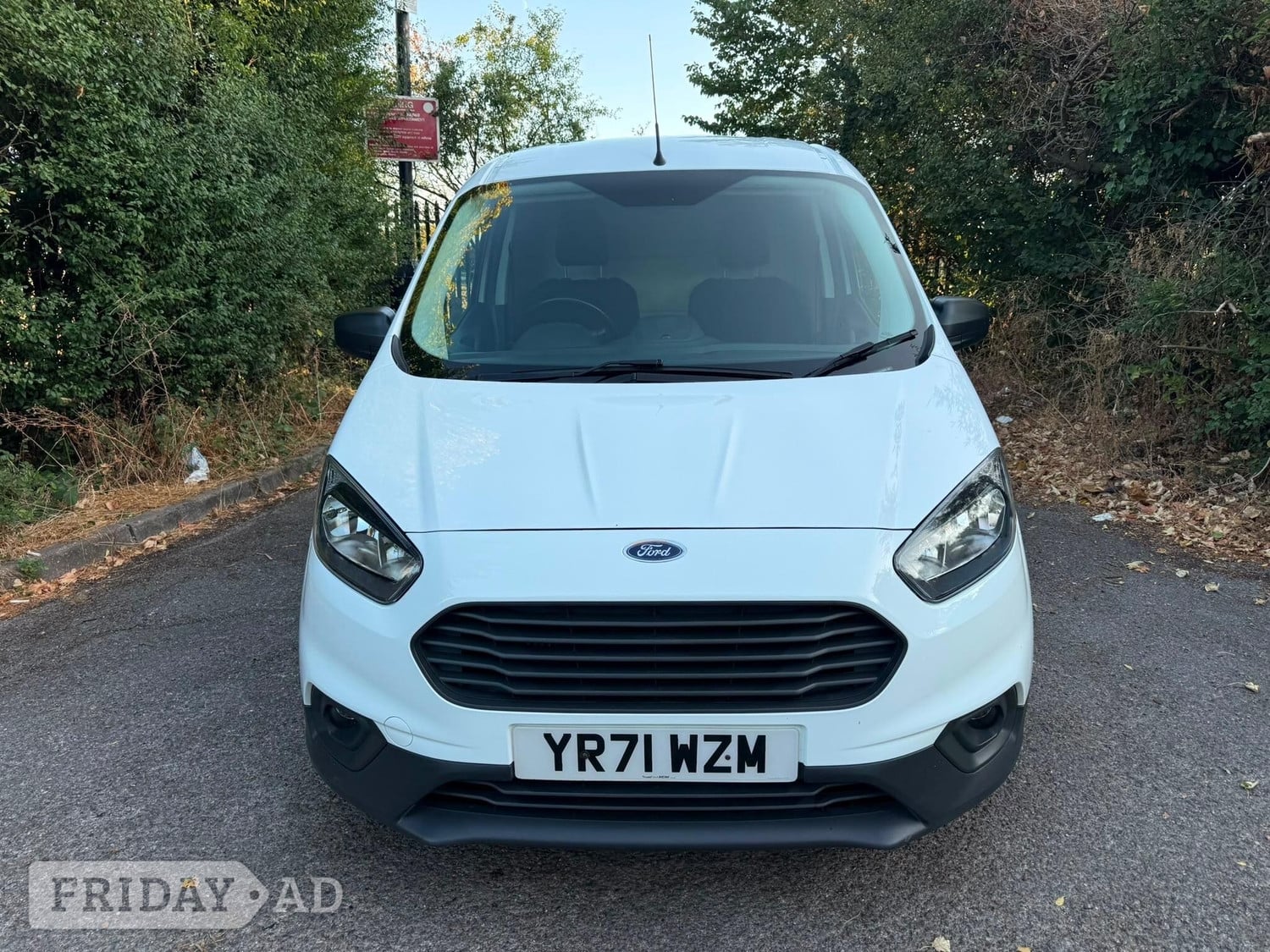 Ford Transit Courier Hayes