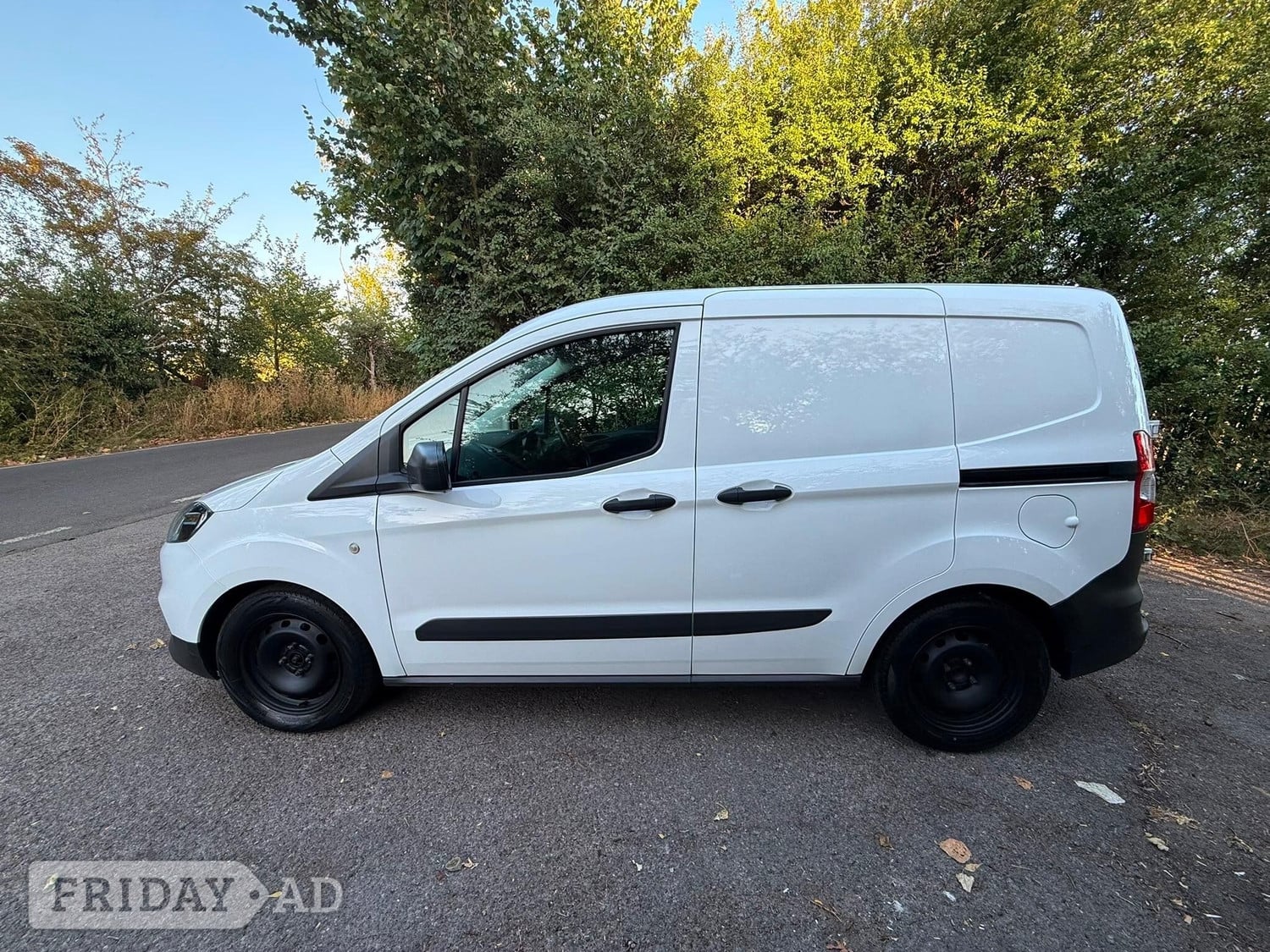 Ford Transit Courier 2021 - Vans & Commercial Vehicles in Hayes