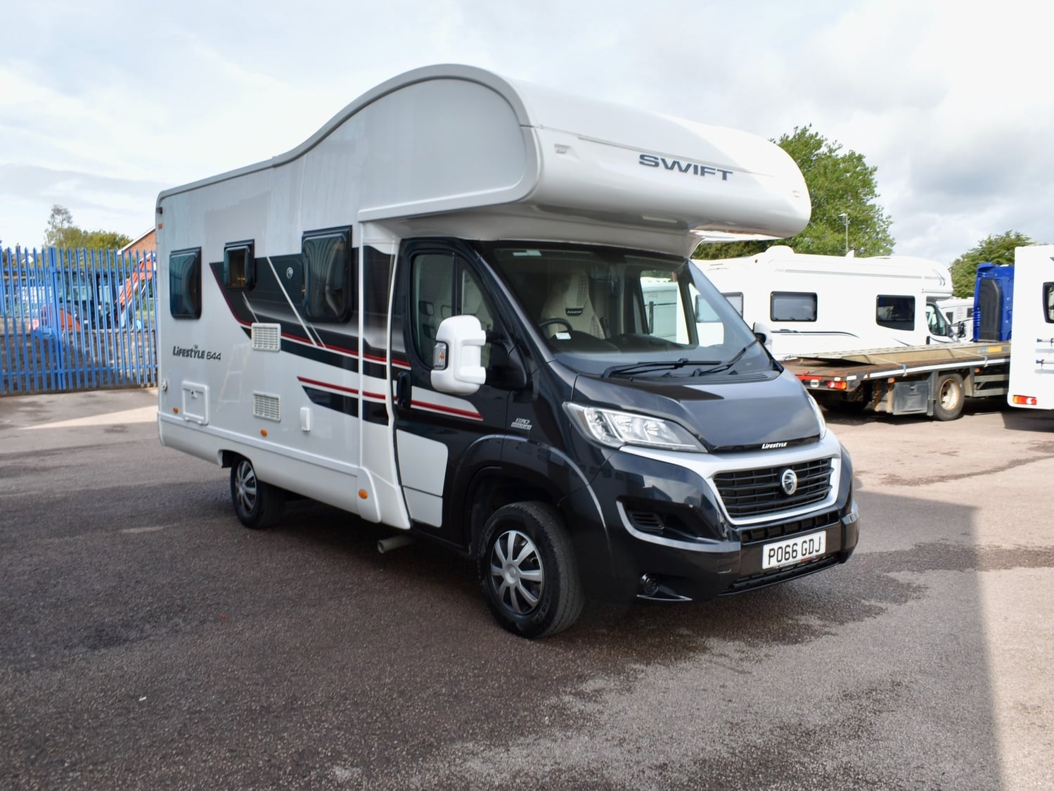 Swift Lifestyle 2016 - Motorhomes & Caravans in Coleford