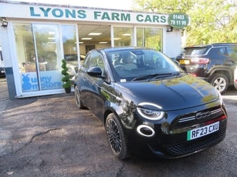2023 FIAT 500E 42kWh La Prima Hatchback 3dr Electric Automatic (118 ps)