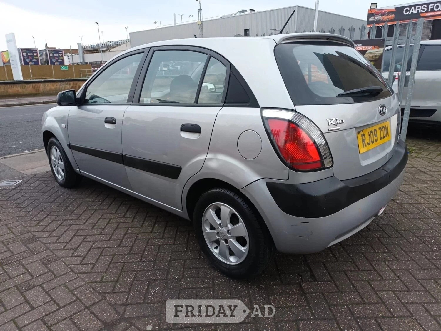 [ berth ]Kia Rio