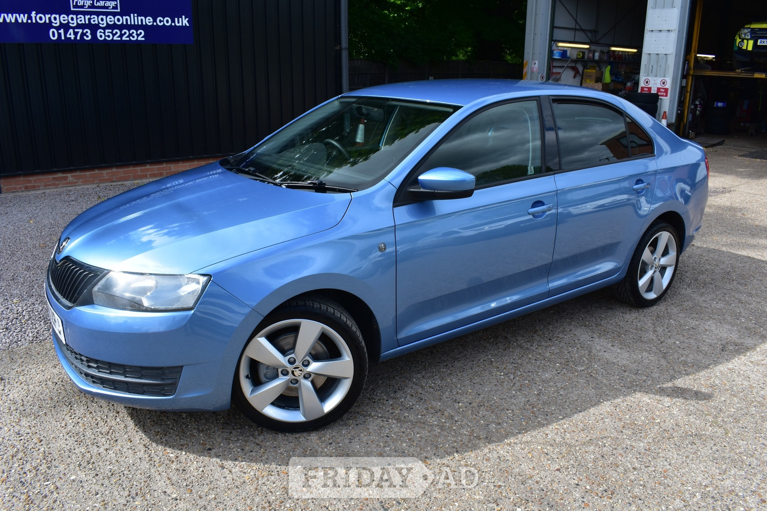 Skoda Rapid 2012 - Cars