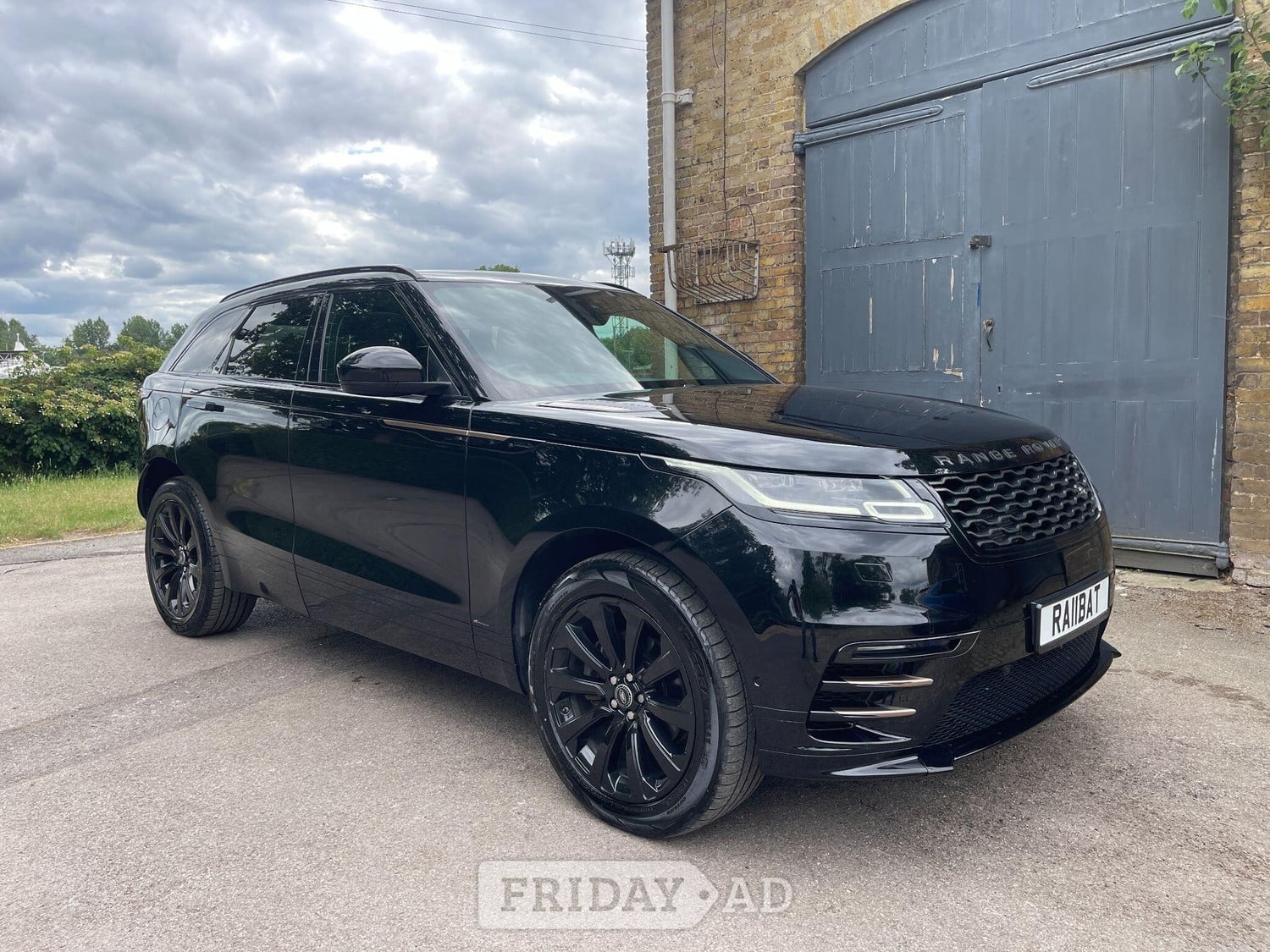 Land Rover Range Rover Velar 2019 in Uxbridge
