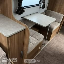 Lunar Quasar 2014 - Motorhomes & Caravans in Burnley