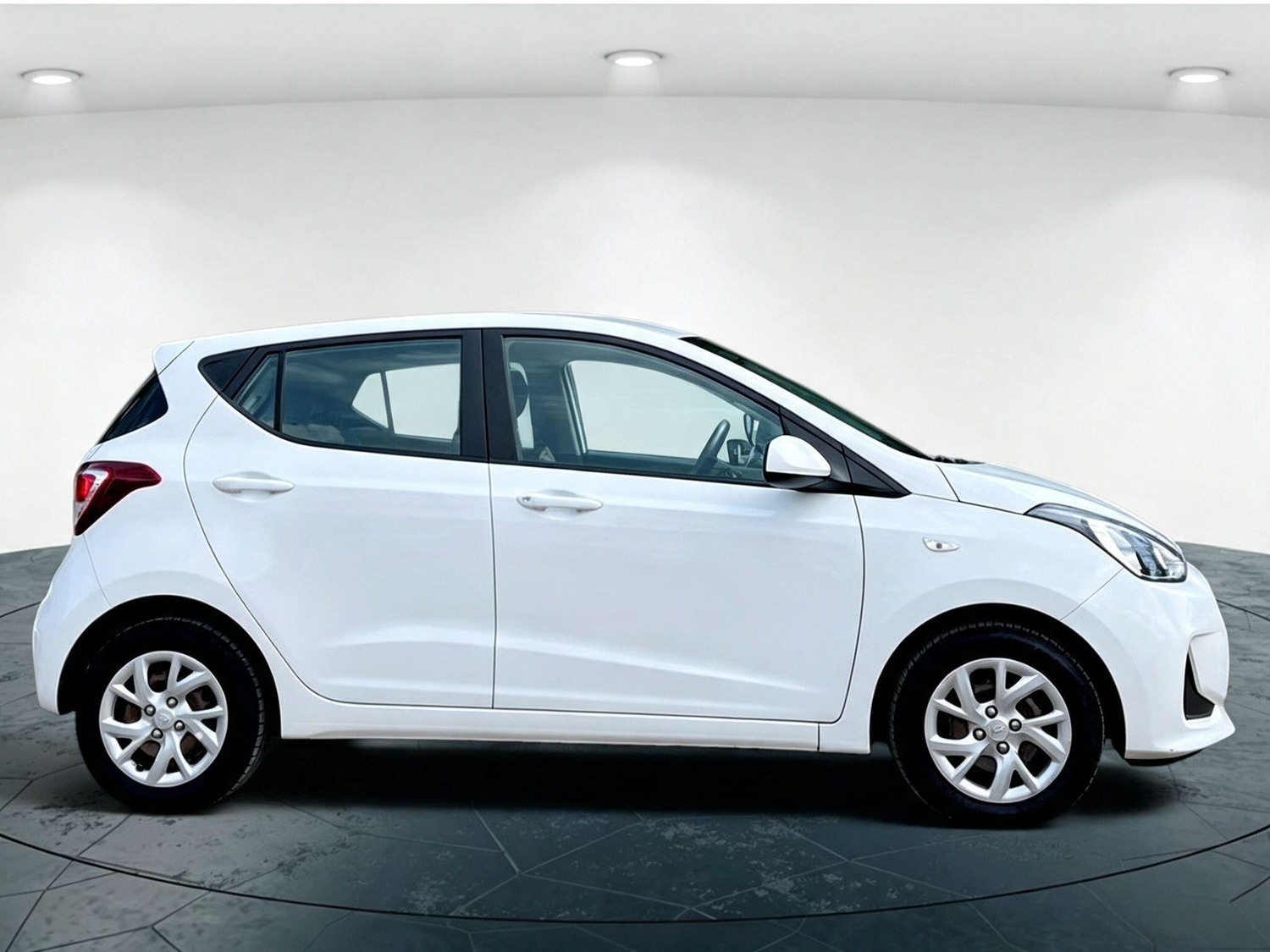 [ berth ]Hyundai i10