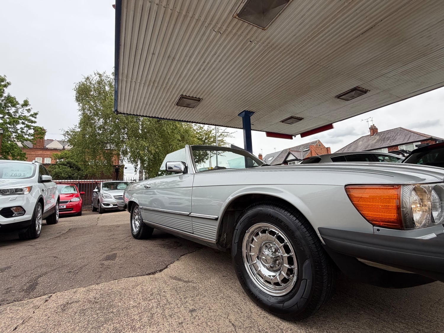 Mercedes-Benz SL 1983 - Cars