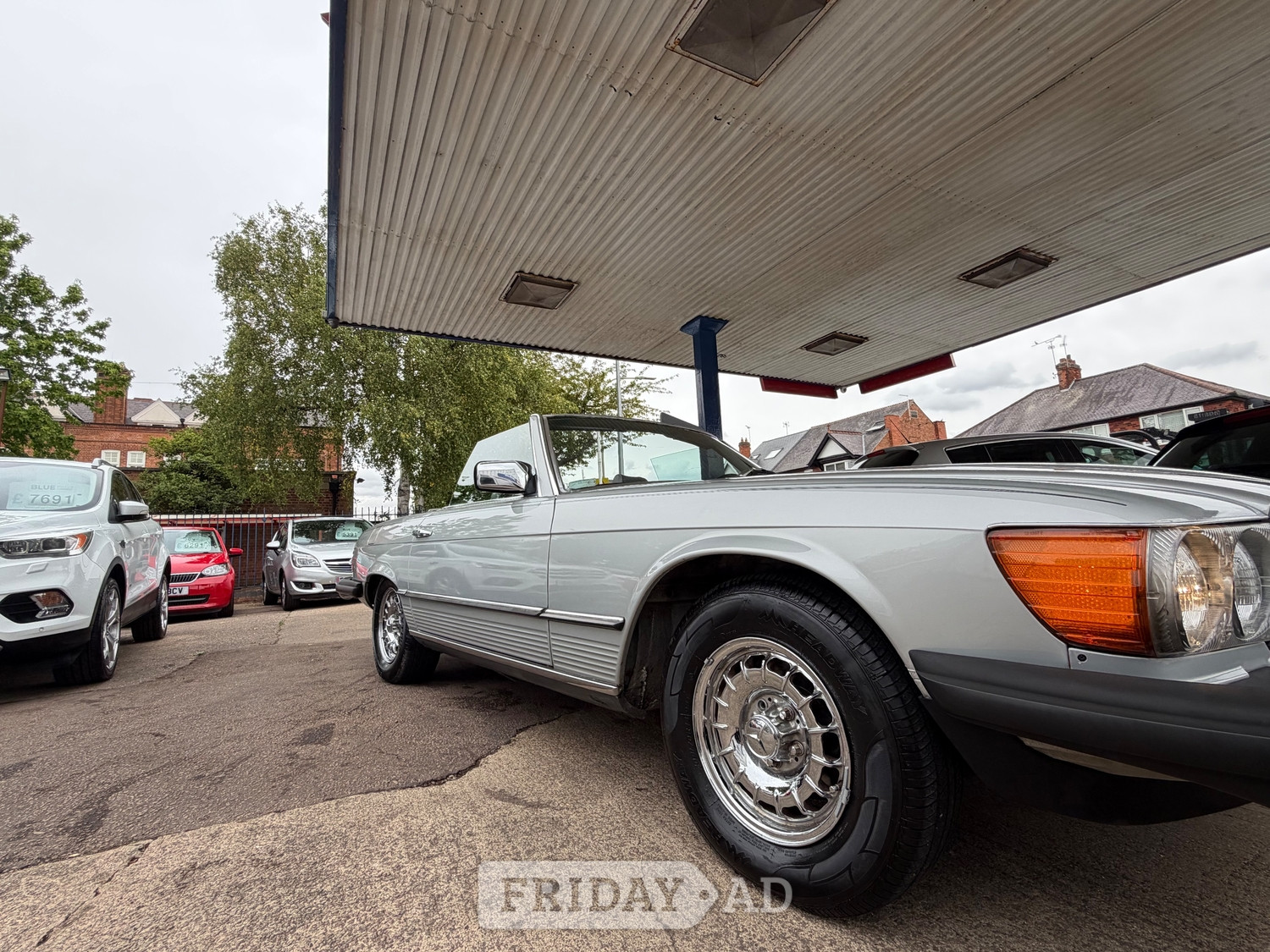 Mercedes-Benz SL 1983 - Cars