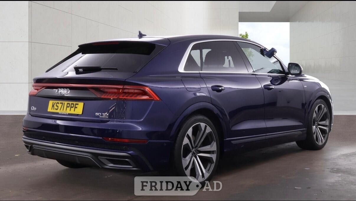 Audi Q8 2022 - Cars in Hillingdon