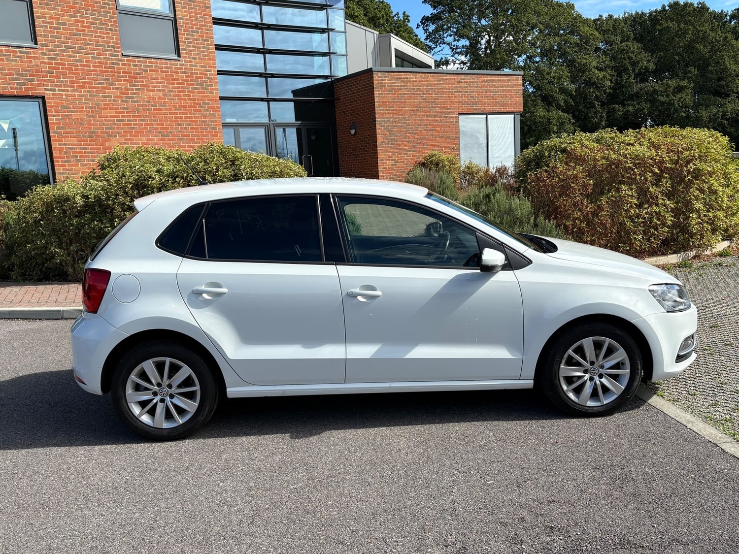 Volkswagen Polo 2015 - Cars in Fareham