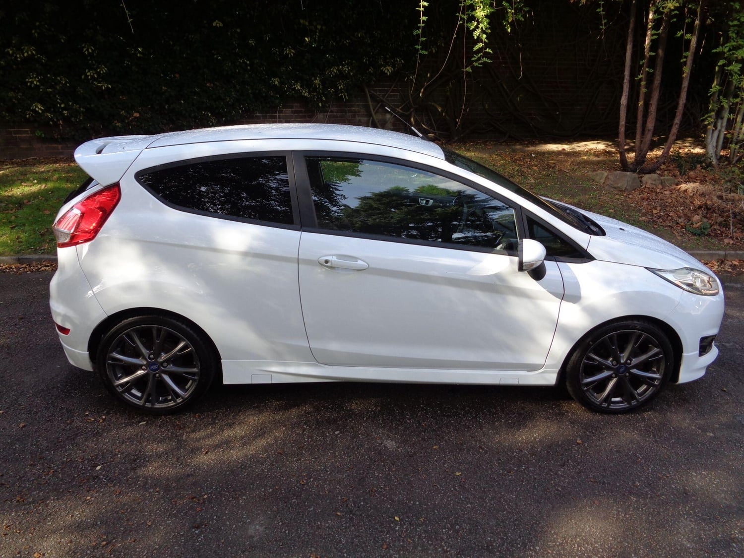 [ berth ]Ford Fiesta