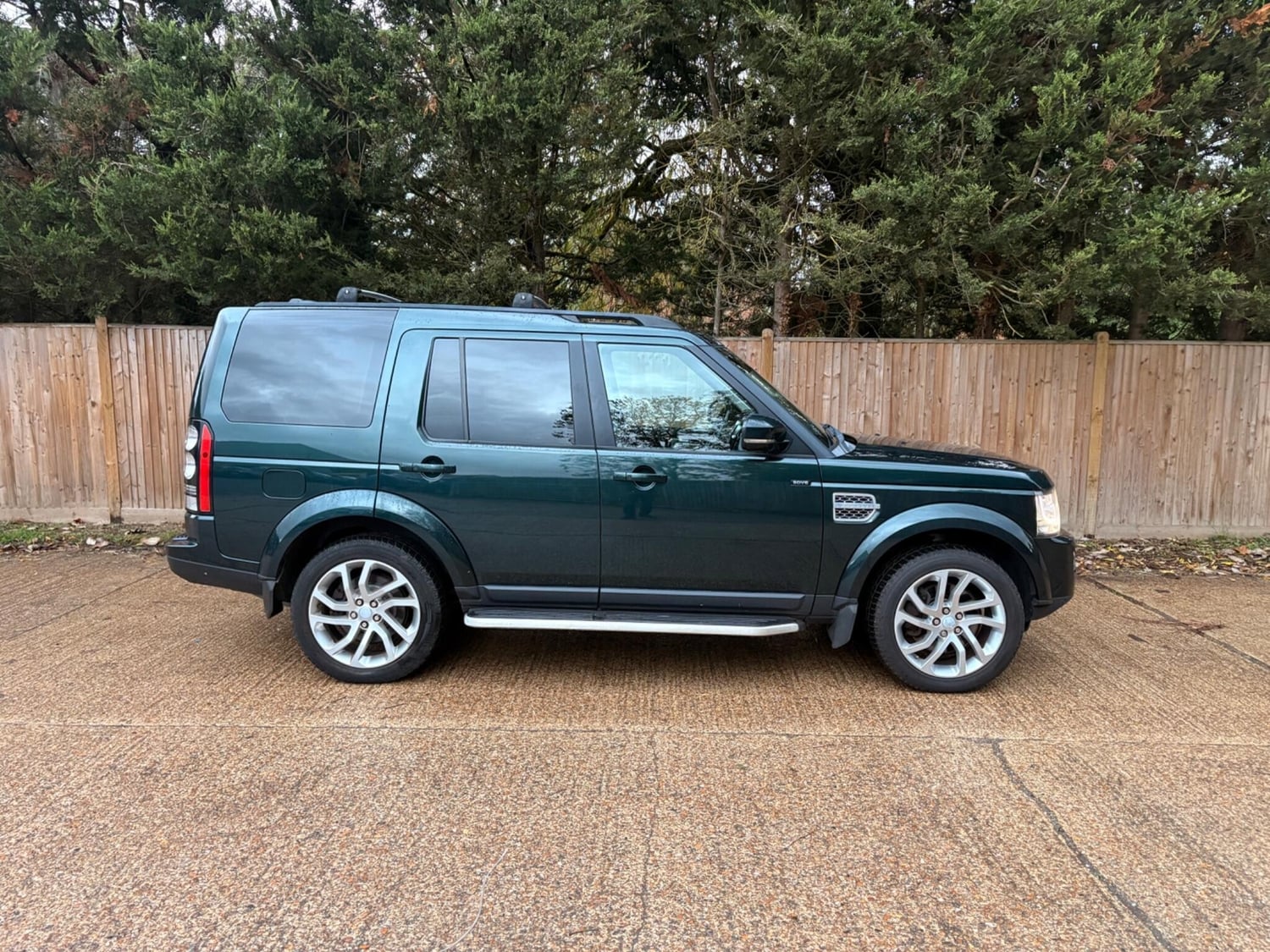 Land Rover Discovery 4 Tonbridge