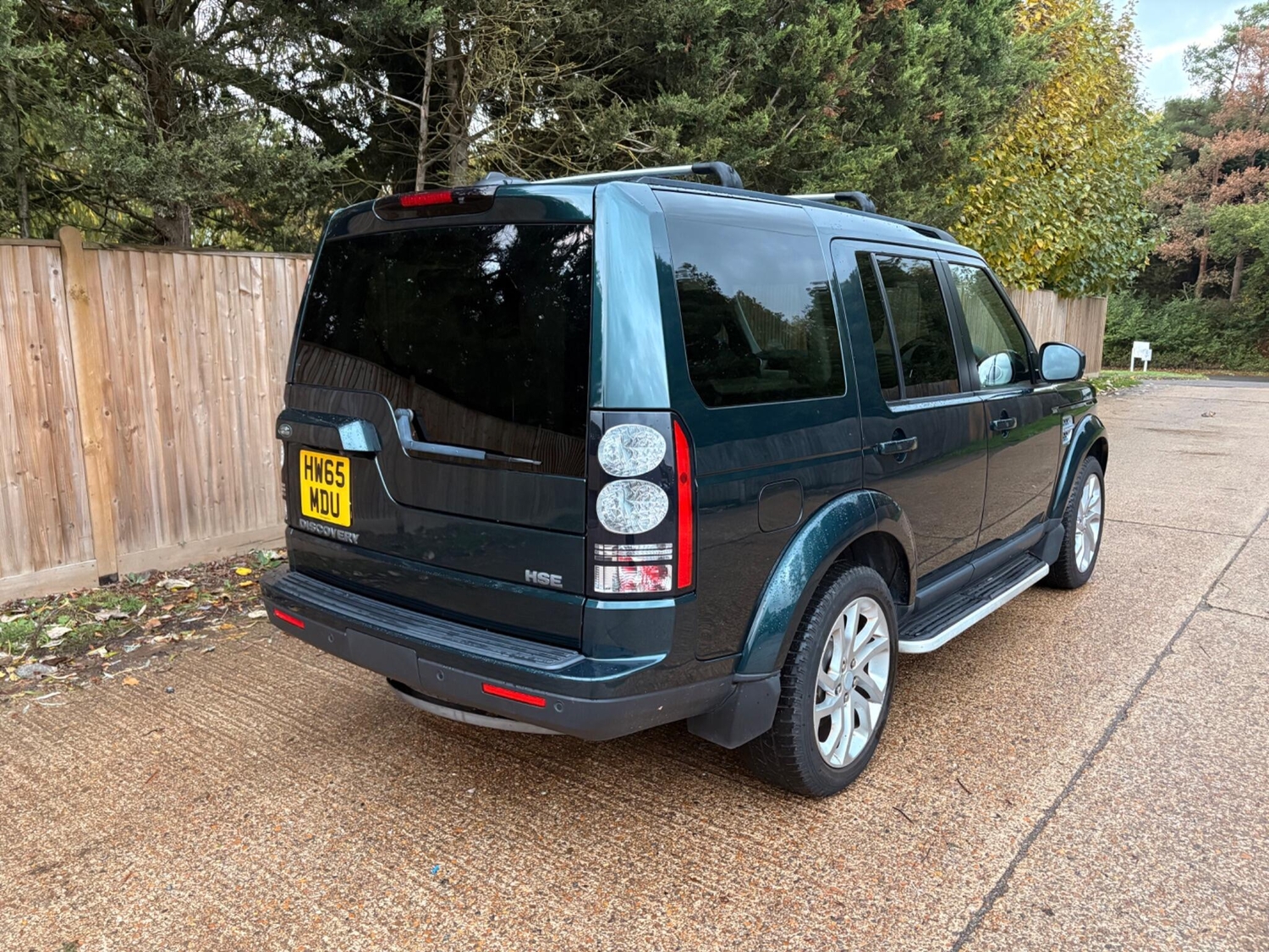 [ berth ]Land Rover Discovery 4