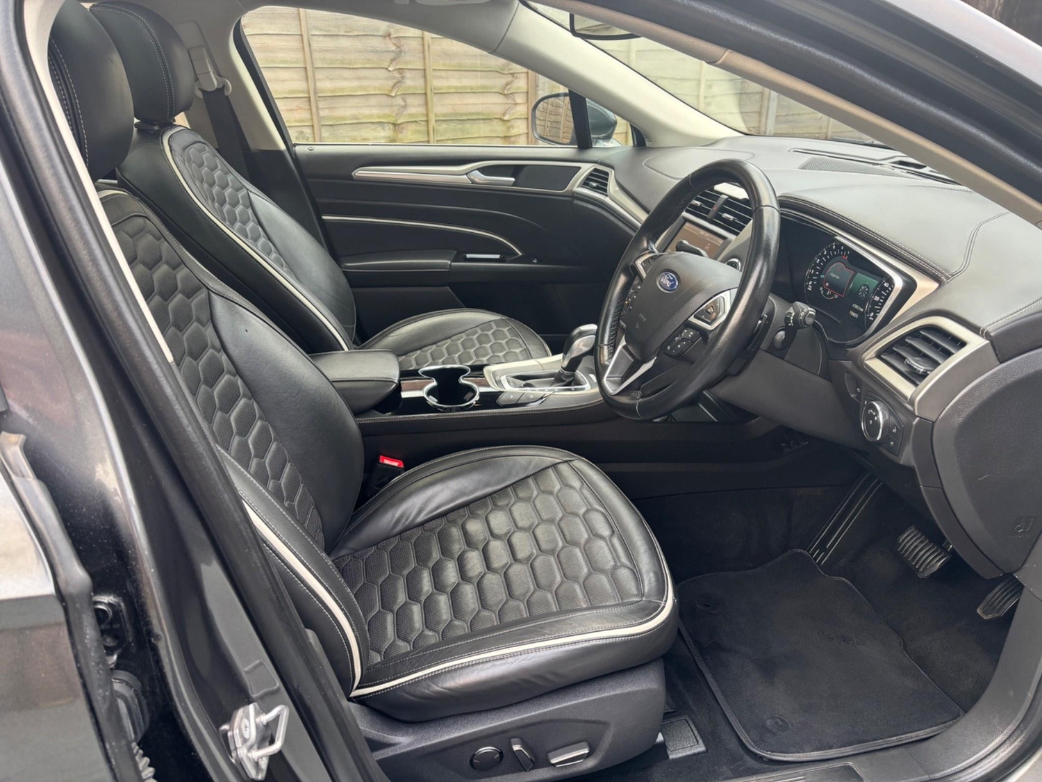 Ford Mondeo Hillingdon