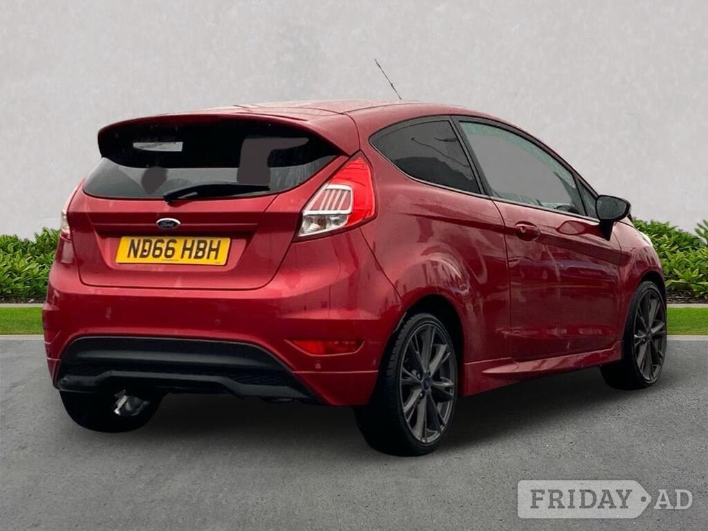 [ berth ]Ford Fiesta