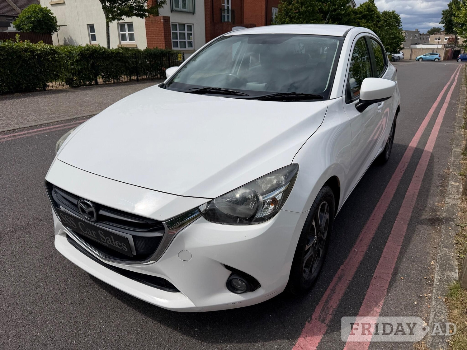 Mazda Mazda2 2015 - Cars in Wandsworth