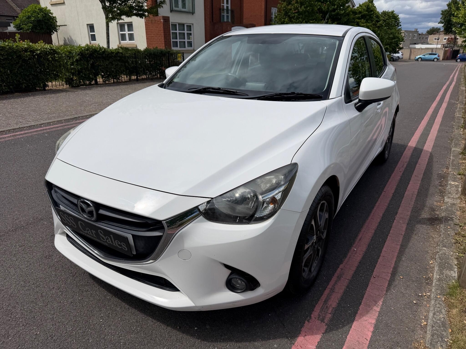 Mazda Mazda2 2015 - Cars in Wandsworth