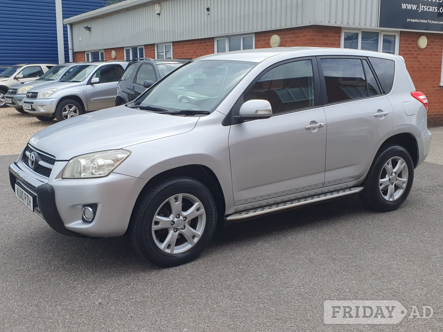 Toyota RAV4 2010 - Cars