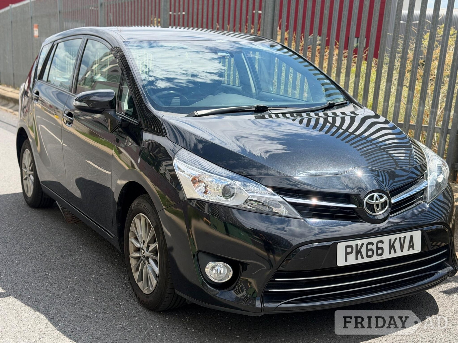 Toyota Verso Willesden