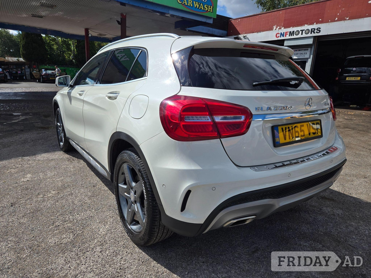 Mercedes-Benz GLA 2015 - Cars