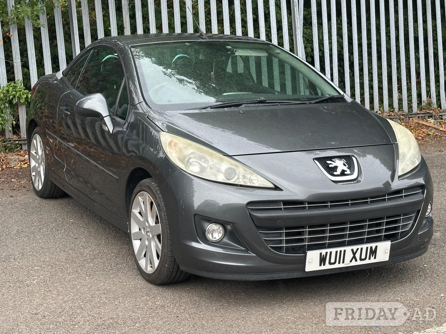 Peugeot 207 CC 2011 in Cardiff