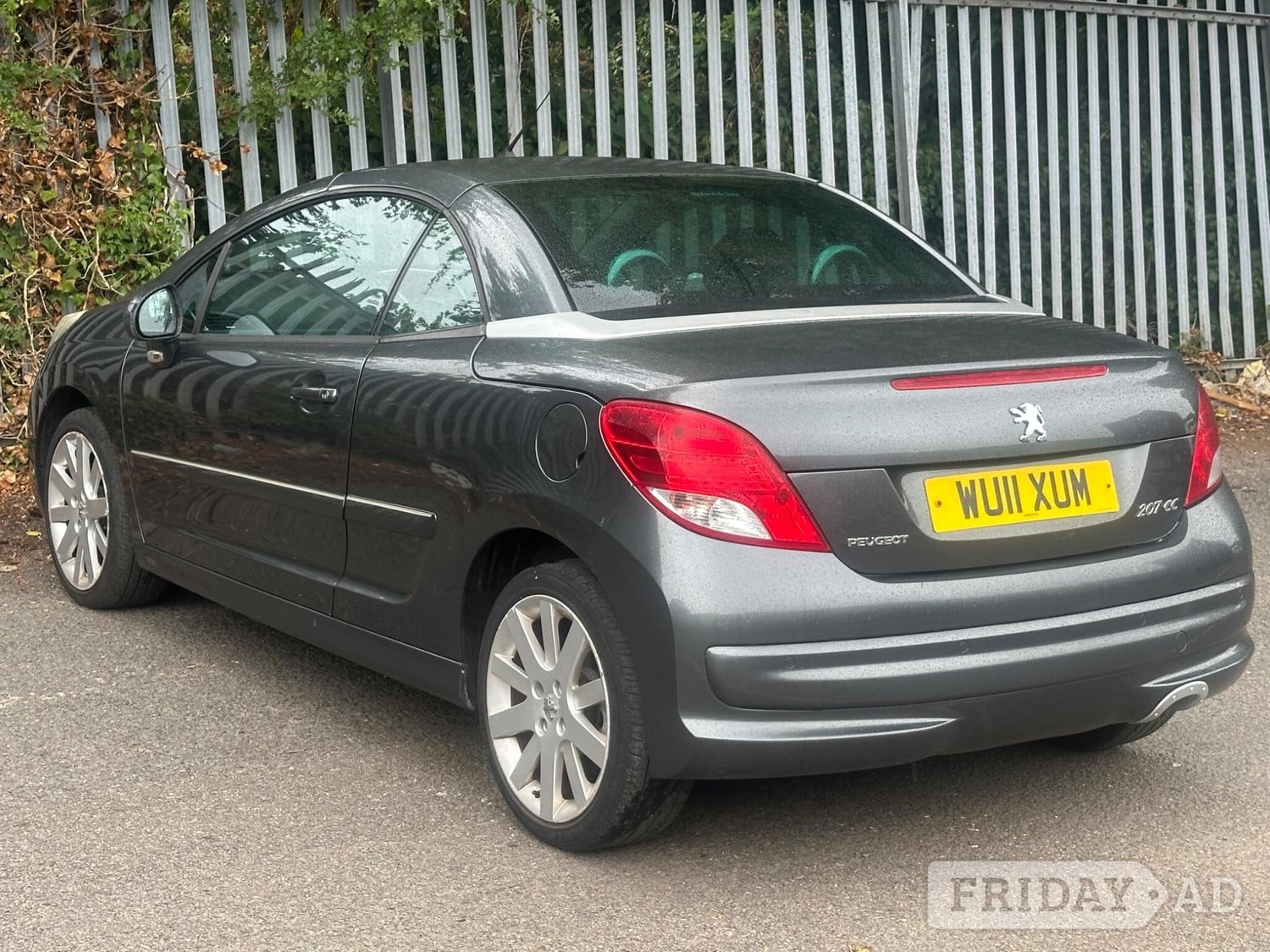 Peugeot 207 CC 2011 - Cars in Cardiff