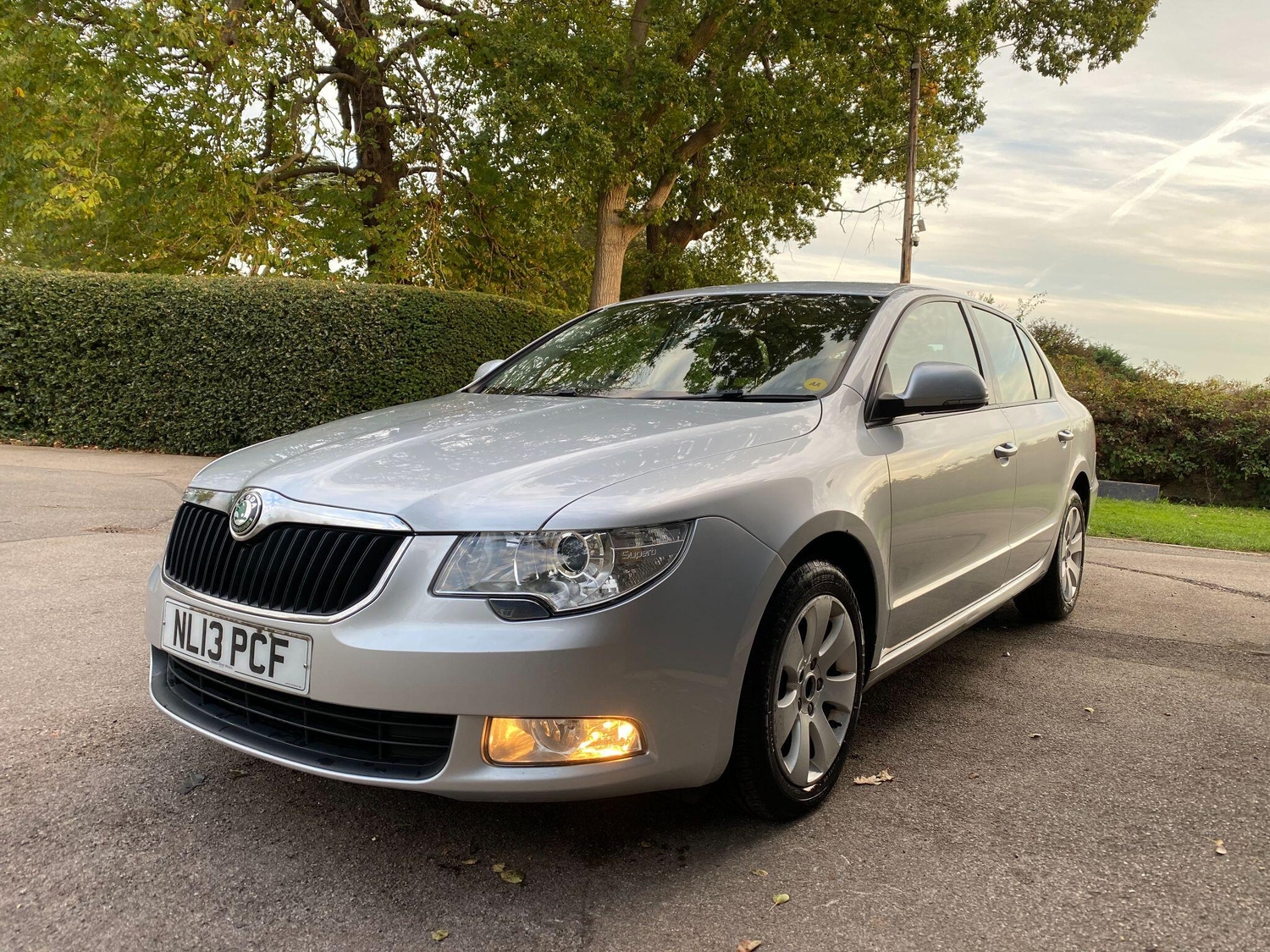 Skoda Superb 2013 - Cars