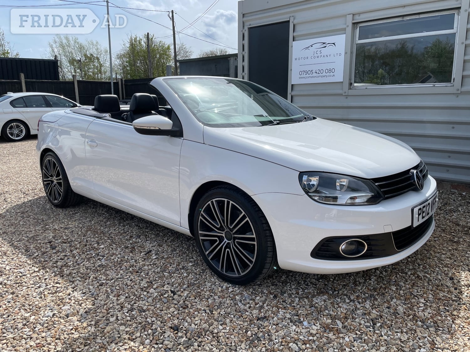 Volkswagen Eos 2012 in Farnham