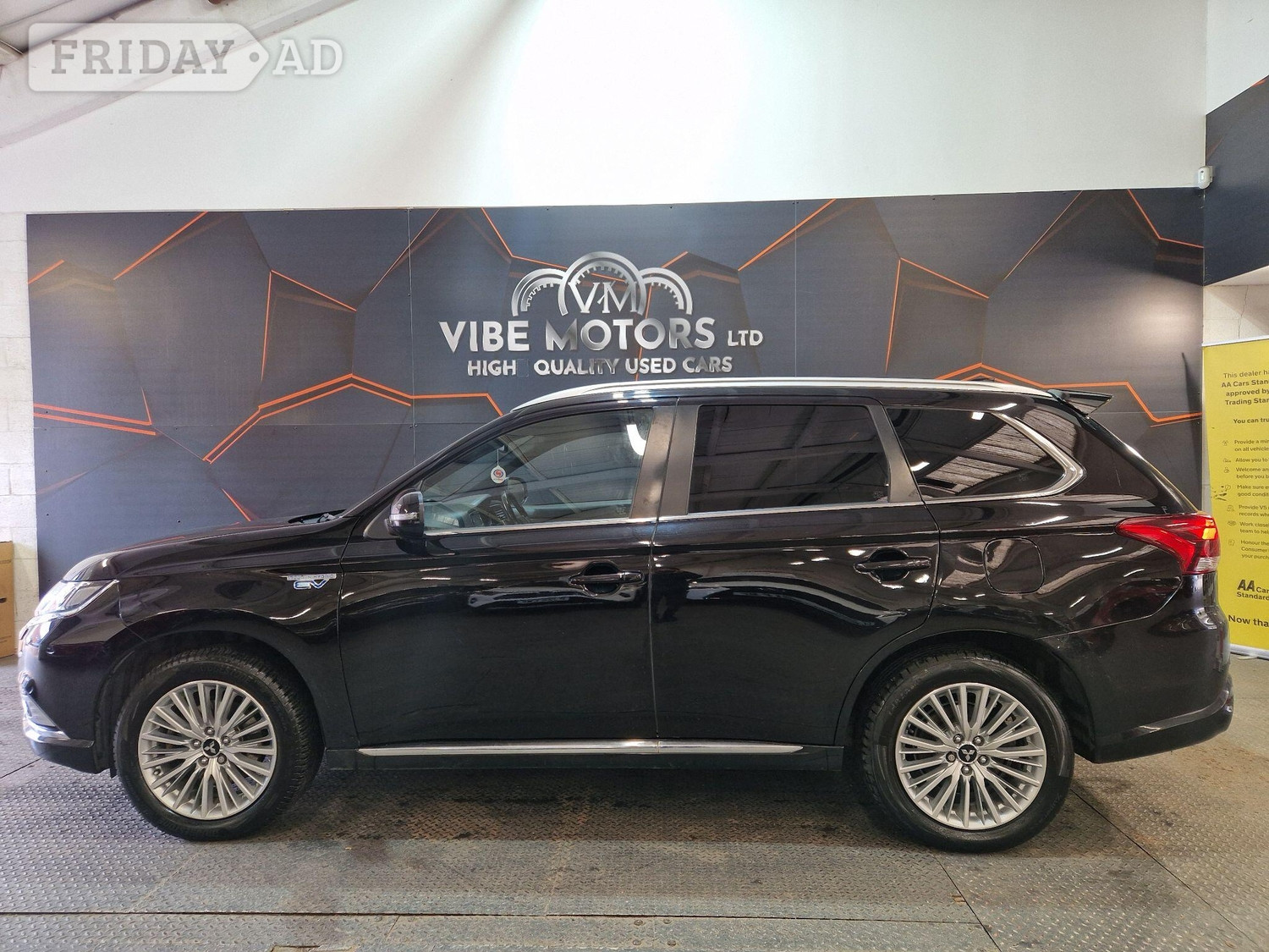 Mitsubishi Outlander 2019 - Cars in Harrow