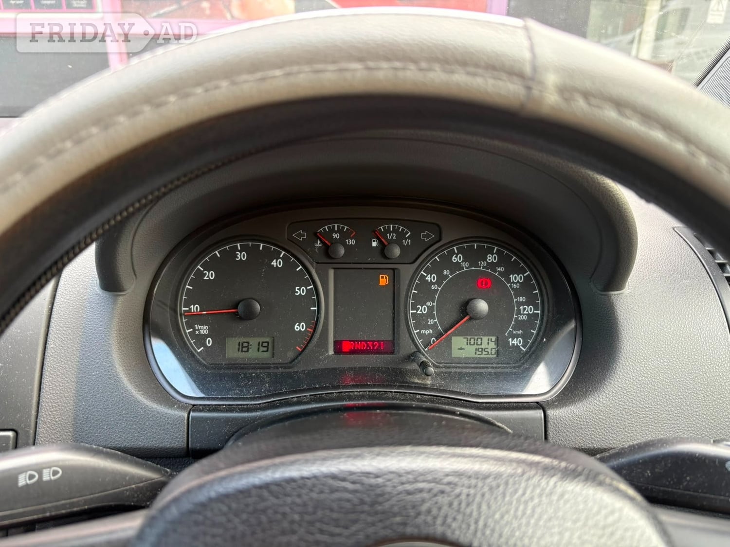[ berth ]Volkswagen Polo