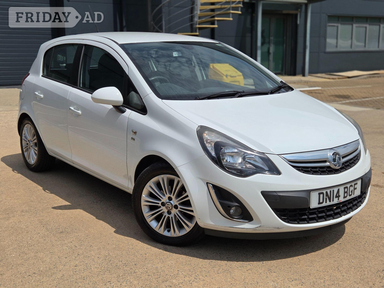 Vauxhall Corsa 2014 in Slough