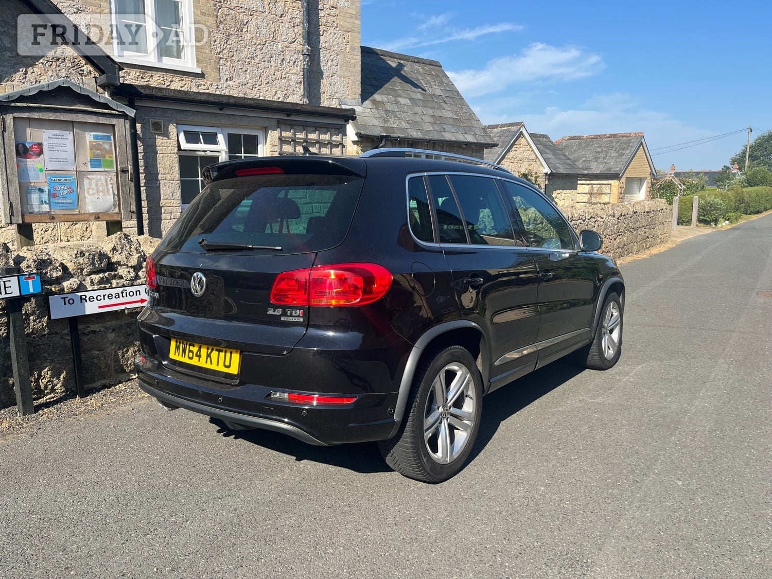 Volkswagen Tiguan 2014 - Cars in Newport