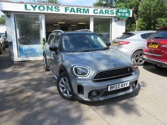 2022 MINI COUNTRYMAN 1.5 10kWh Cooper SE Classic SUV 5dr Petrol Plug-in Hybrid Automatic ALL4 Euro 6 (s/s) (222 ps) BLACK ROOF & MIRROR CAPS
