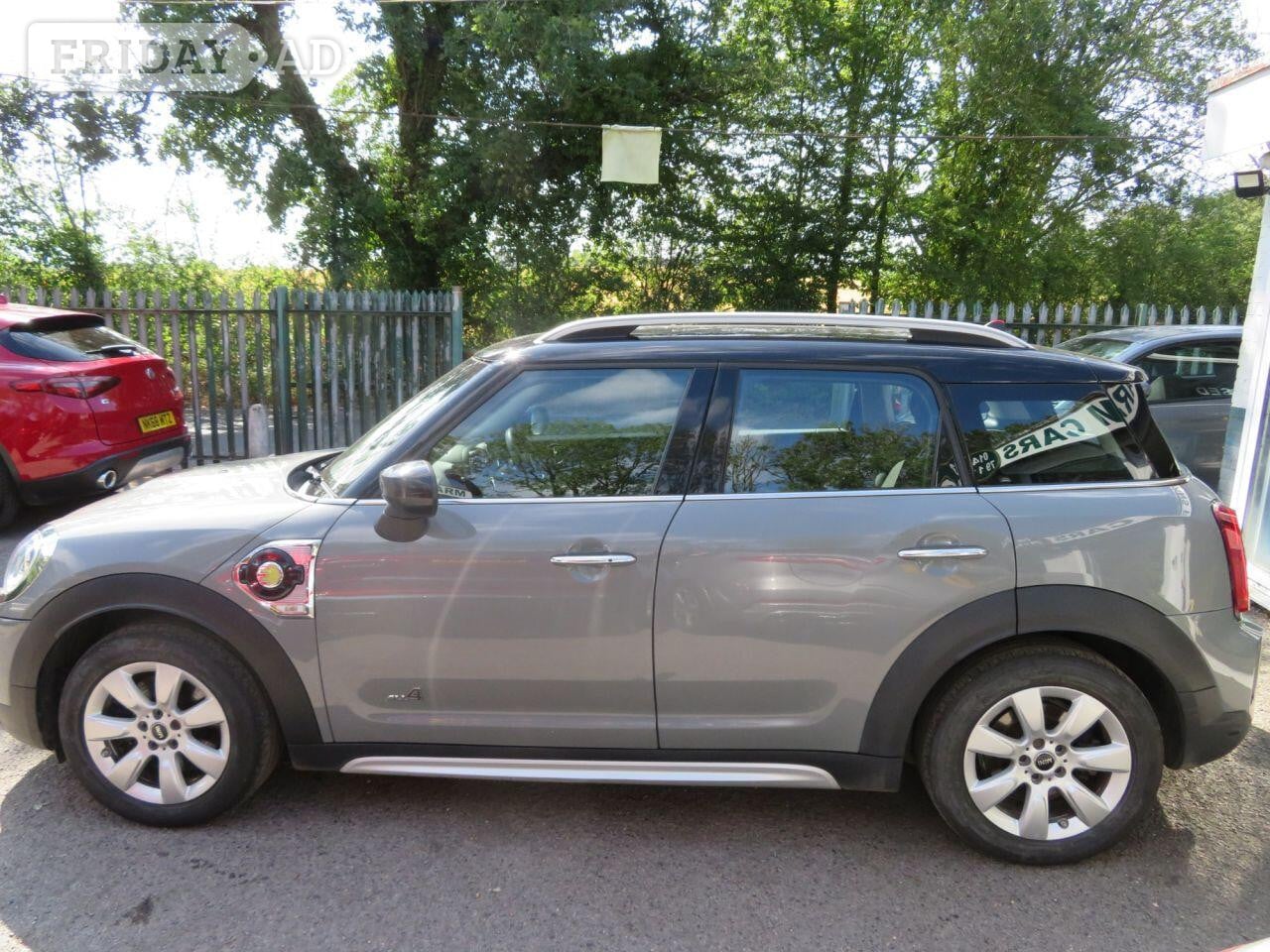 2022 MINI COUNTRYMAN 1.5 10kWh Cooper SE Classic SUV 5dr Petrol Plug-in Hybrid Automatic ALL4 Euro 6 (s/s) (222 ps) BLACK ROOF & MIRROR CAPS - Cars in Horsham