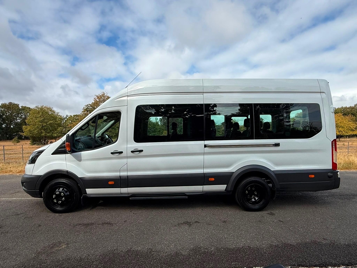 [ berth ]Ford Transit
