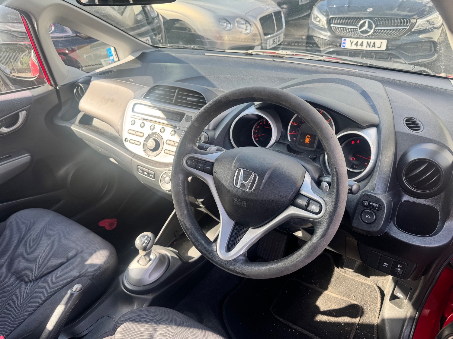 Honda Jazz 2010 - Cars in Hillingdon