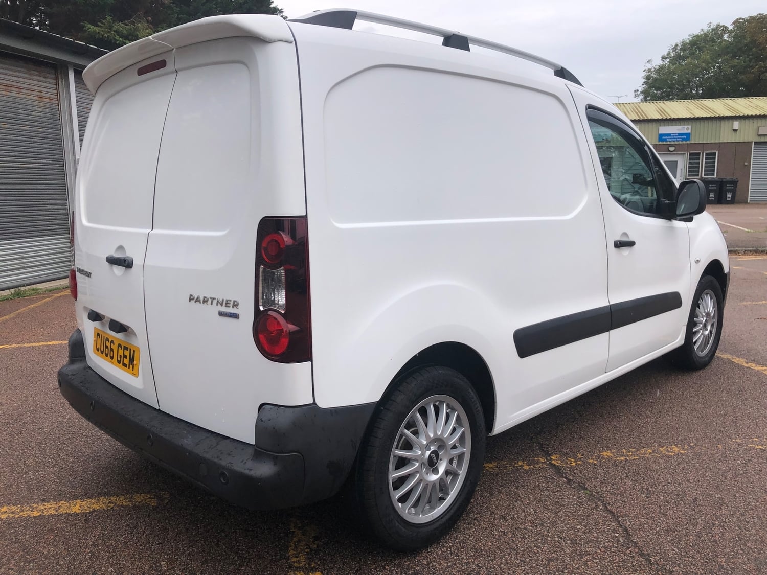 Peugeot Partner 2016 - Vans & Commercial Vehicles in Bexhill-On-Sea