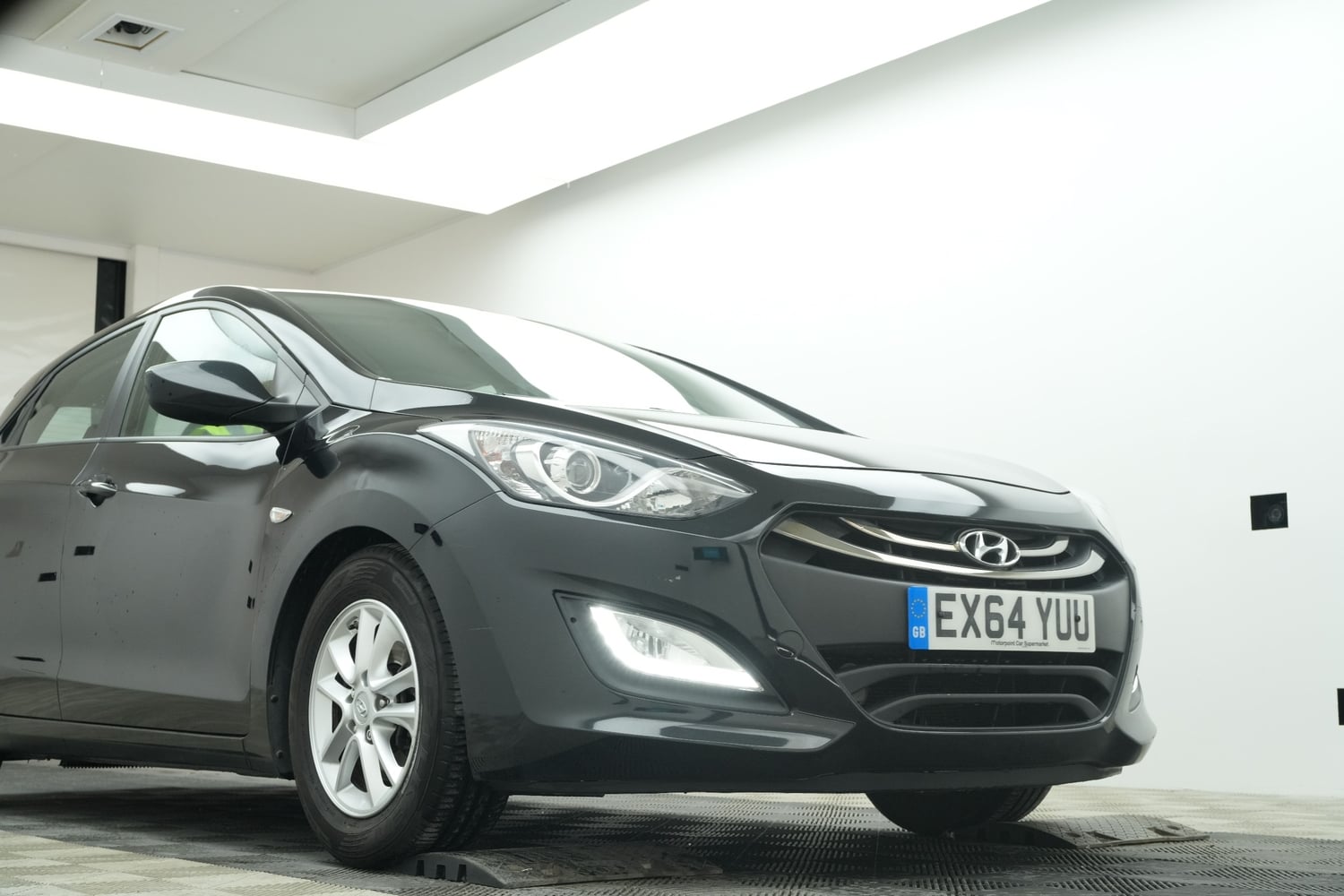 Hyundai i30 2014 - Cars in Uxbridge