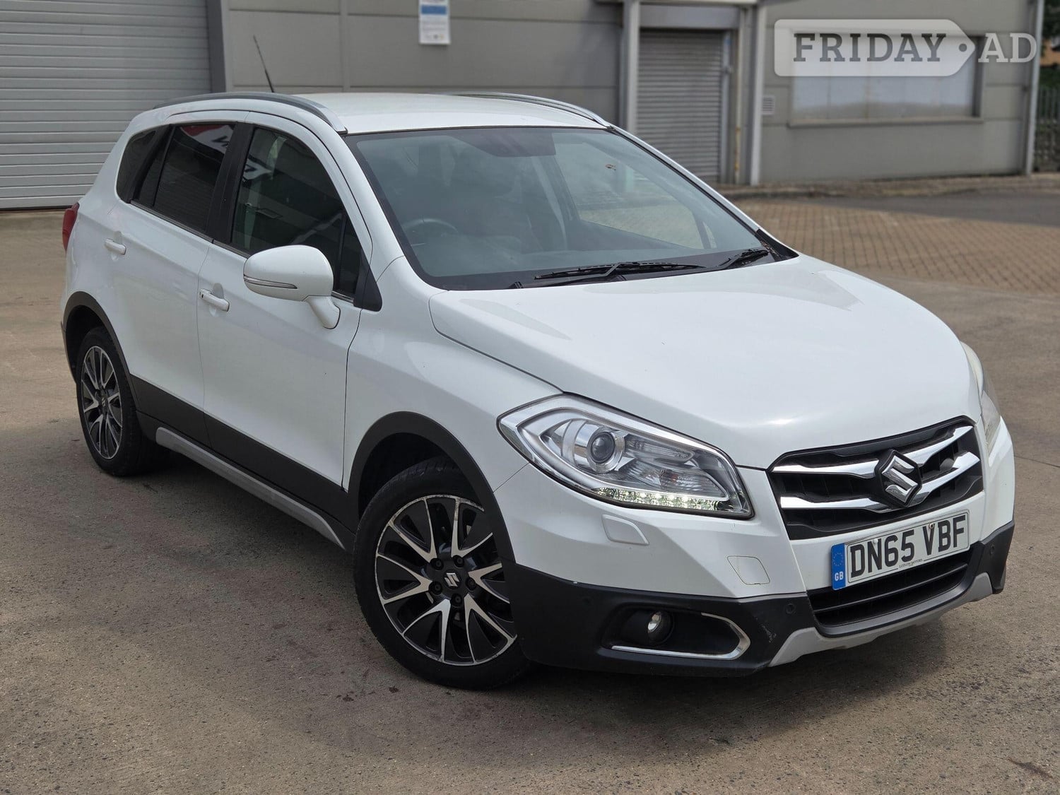 Suzuki SX4 2015 in Slough