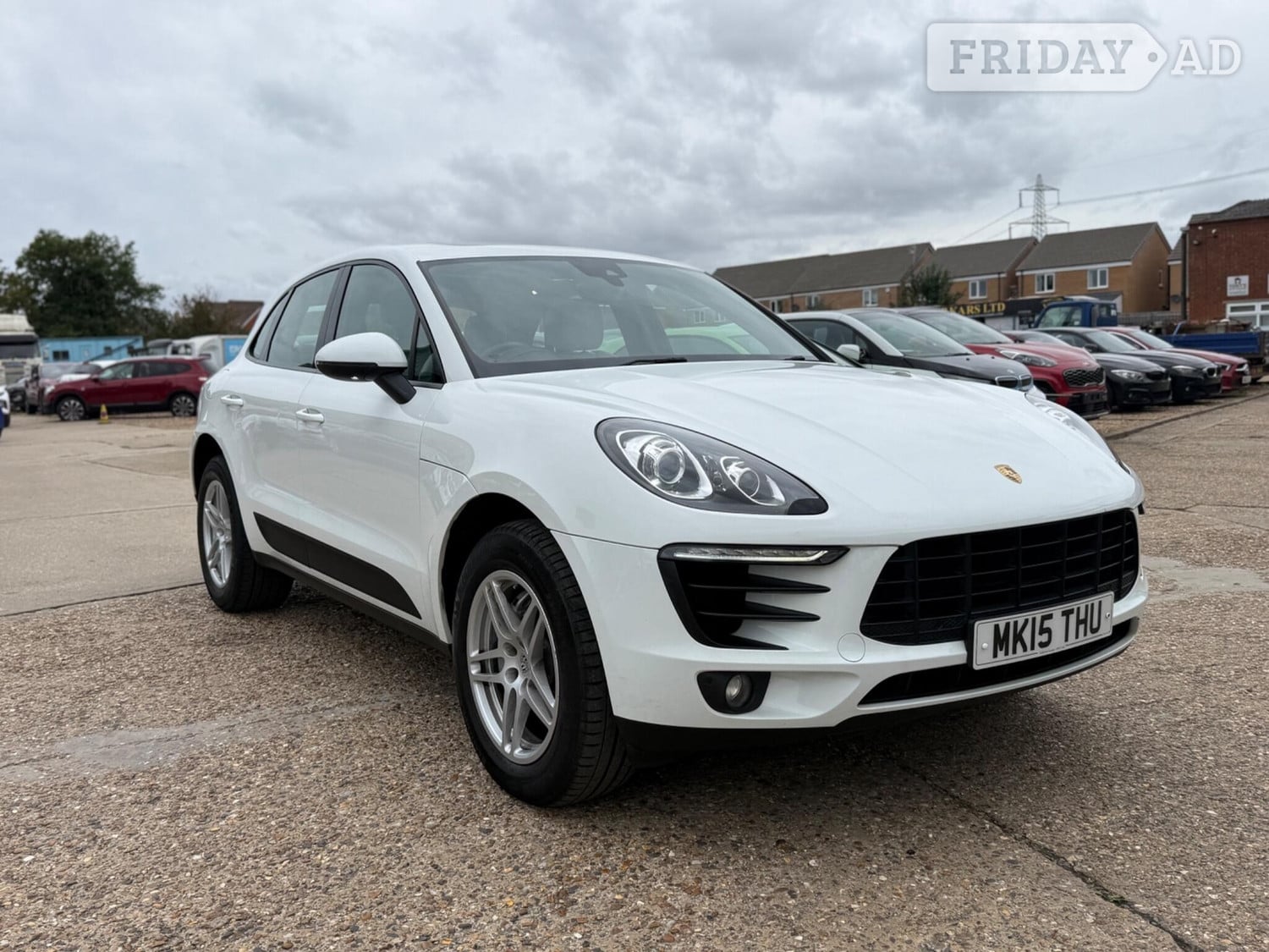 Porsche Macan 2015 in Leighton Buzzard